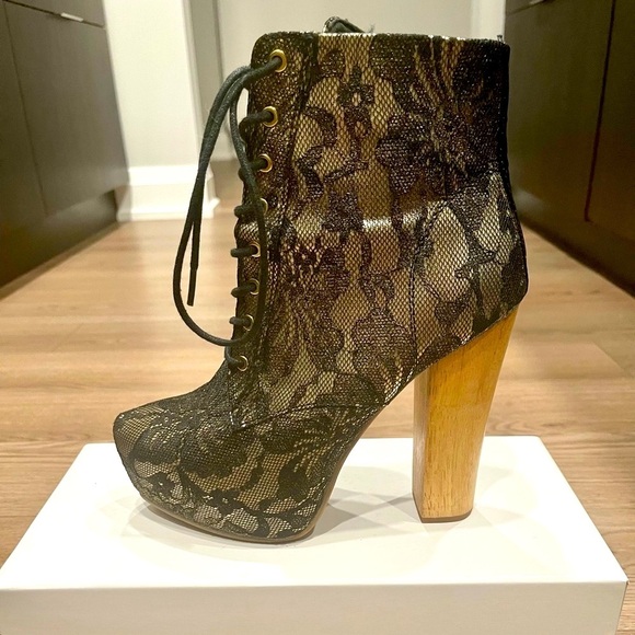 ALDO Gold & Black Embroidered Lace Boots (RARE) - Picture 2 of 10